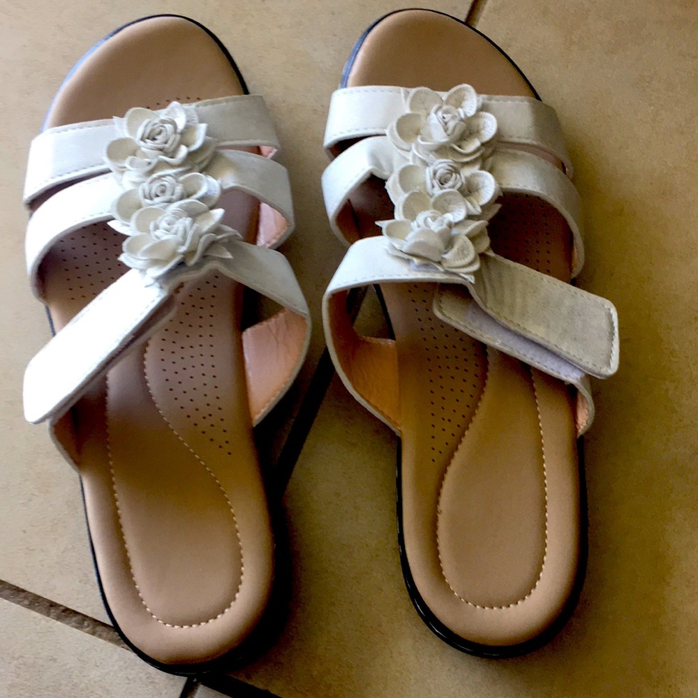 Brand new never worn, size 9 1/2